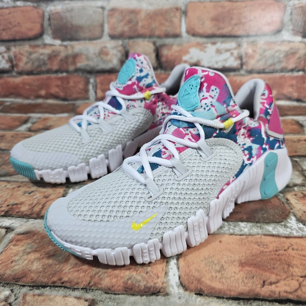 Nike Free Metcon 4Photon Dust Paint Splatter Women's Sneakers Size 7.5
